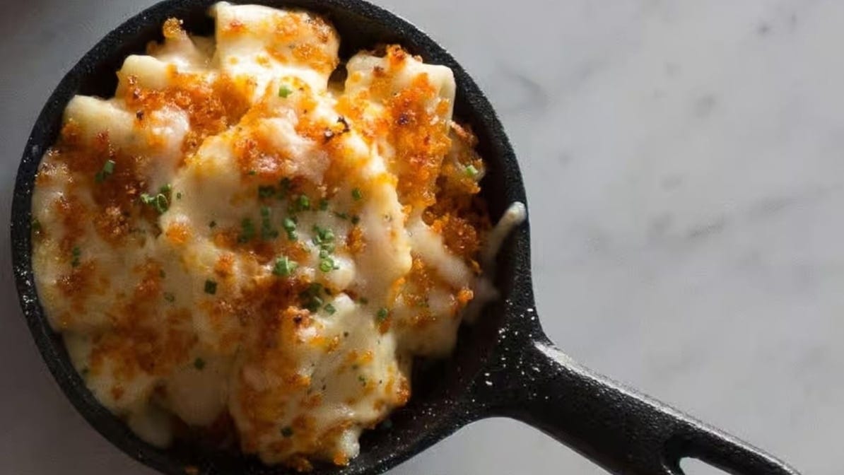 Smoked Gouda Mac-N-Cheese.